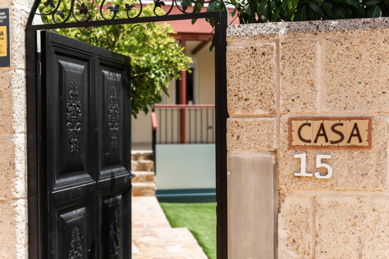 Comfortable 4-Bedroom Villa With Private Gardens Costa Adeje  Luaran gambar